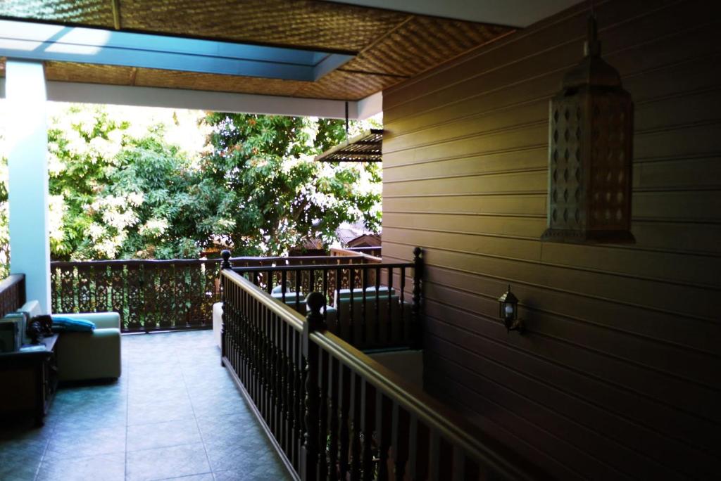 Mountain View GuesthouseChiangmai photo