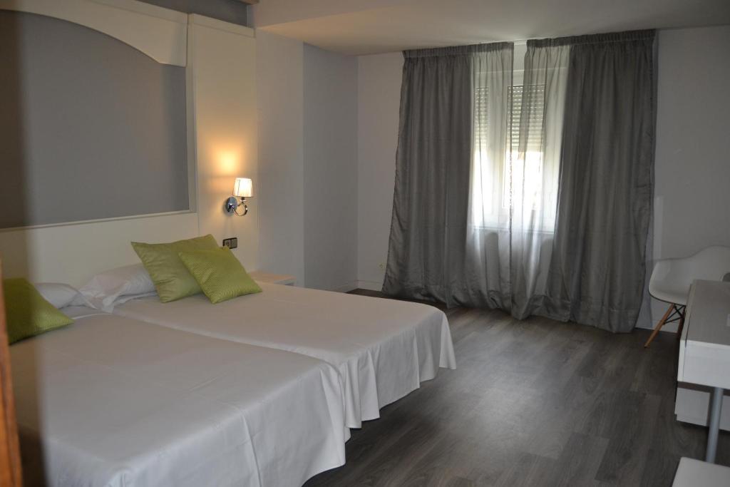 Standard szoba 2 külön ággyal