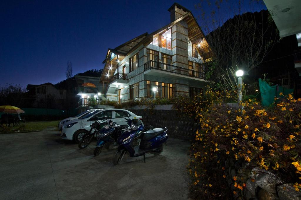 The Cedar Cottages Manali photo