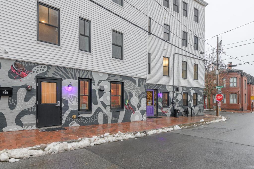 Black Elephant Hostel photo