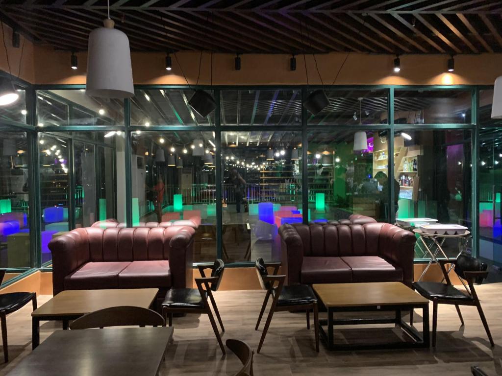 ระเบียง/ชานเรือน