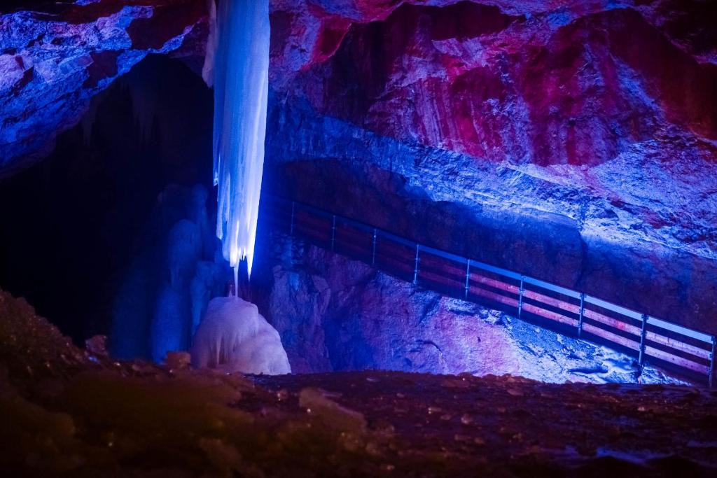 สภาพแวดล้อมโดยรอบ