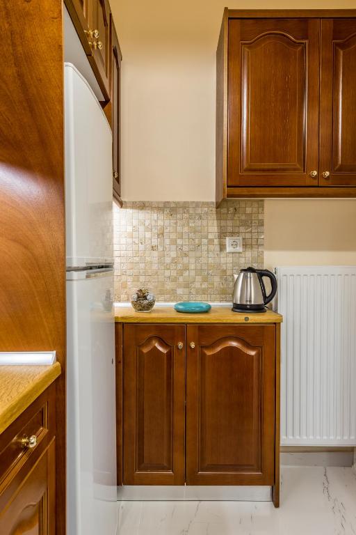 Chic flat in Kolonaki next to American Embassy photo