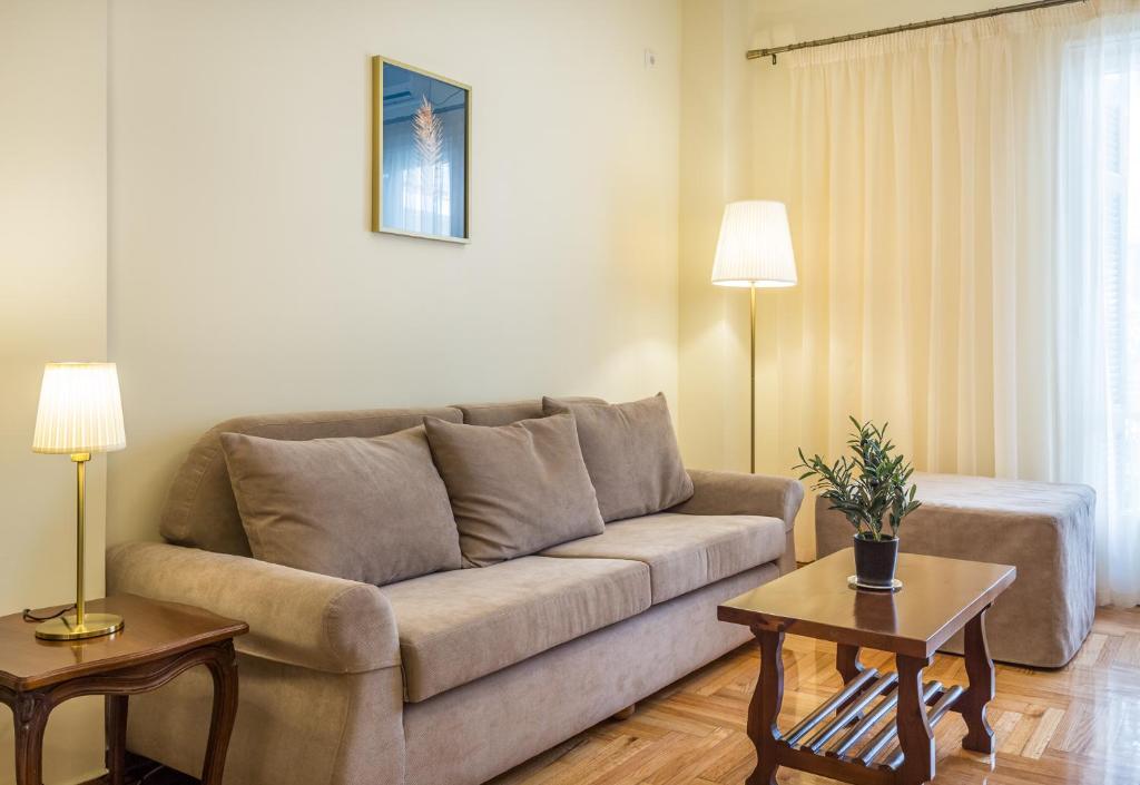 Chic flat in Kolonaki next to American Embassy photo