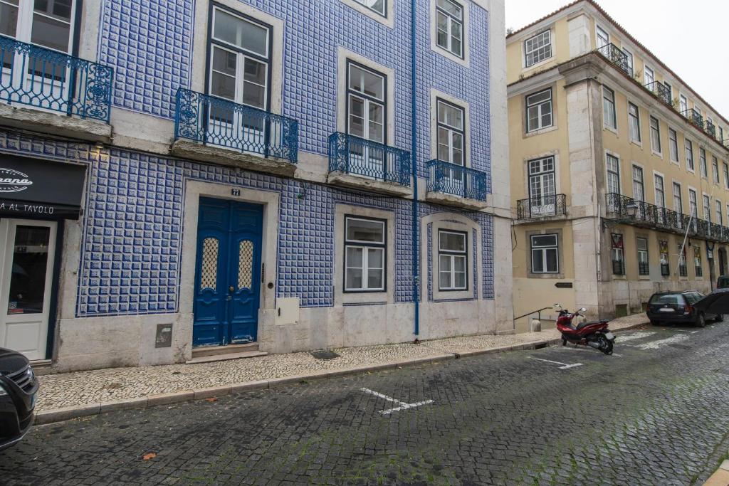 LovelyStay - Cozy Duplex Home in Alfama photo