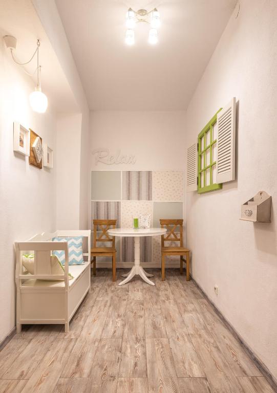 BonTon Apartments Sibiu Guest House Deals, Photos & Reviews