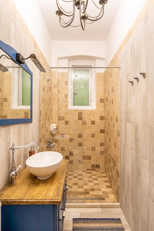 BonTon Apartments Sibiu Guest House Deals, Photos & Reviews