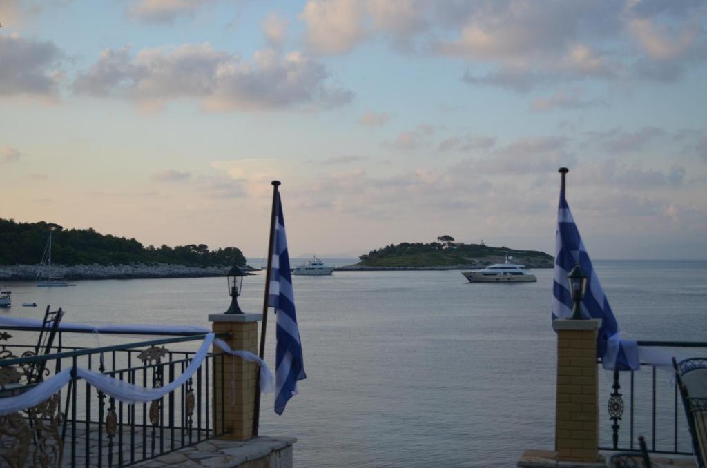 Margina Residence Hotel — Hotel in Paxos