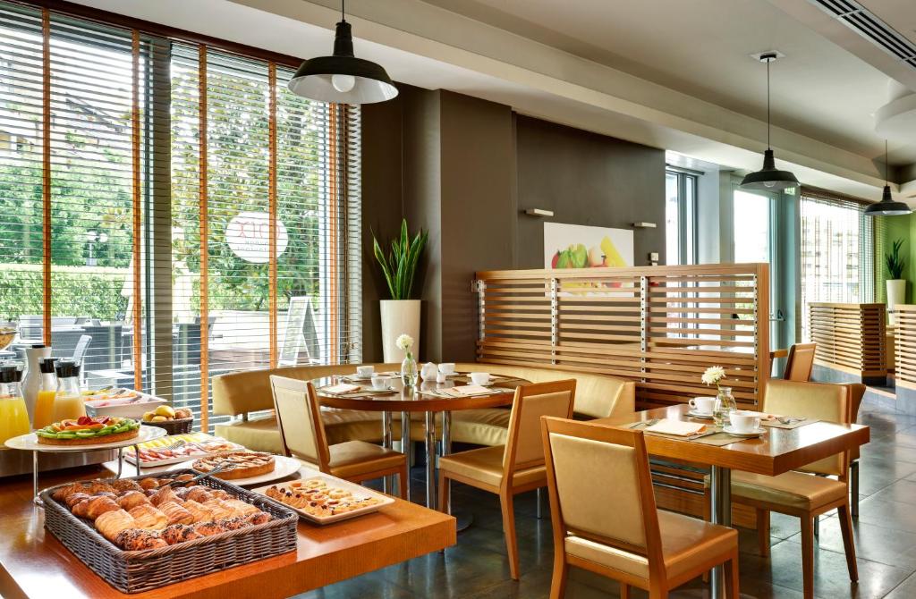 ウナ ホテルズ ザ ワン ミラノ (UNA Hotels The One Milano) お料理のイメージ