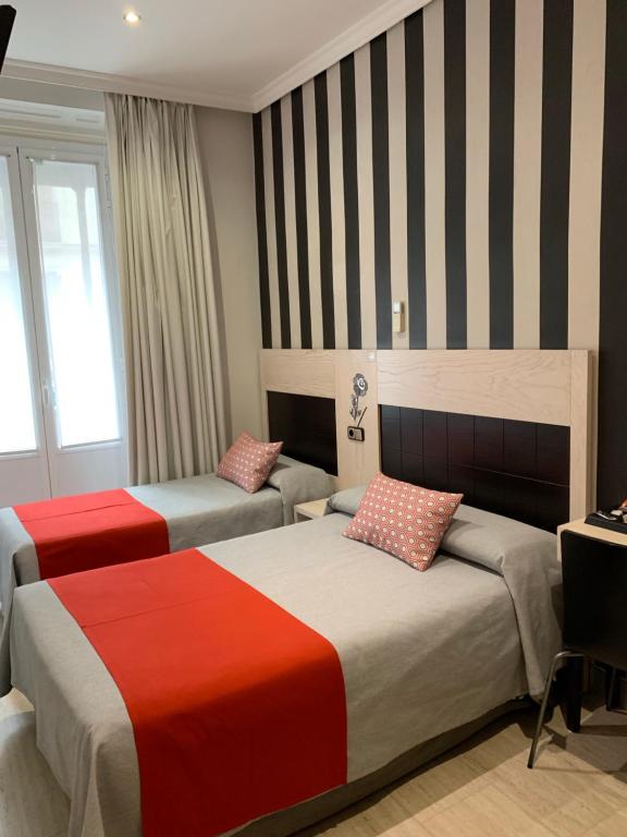 Hostal Castilla I Atocha - 3