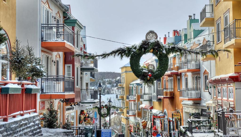 Place Saint Bernard Mont Tremblant photo