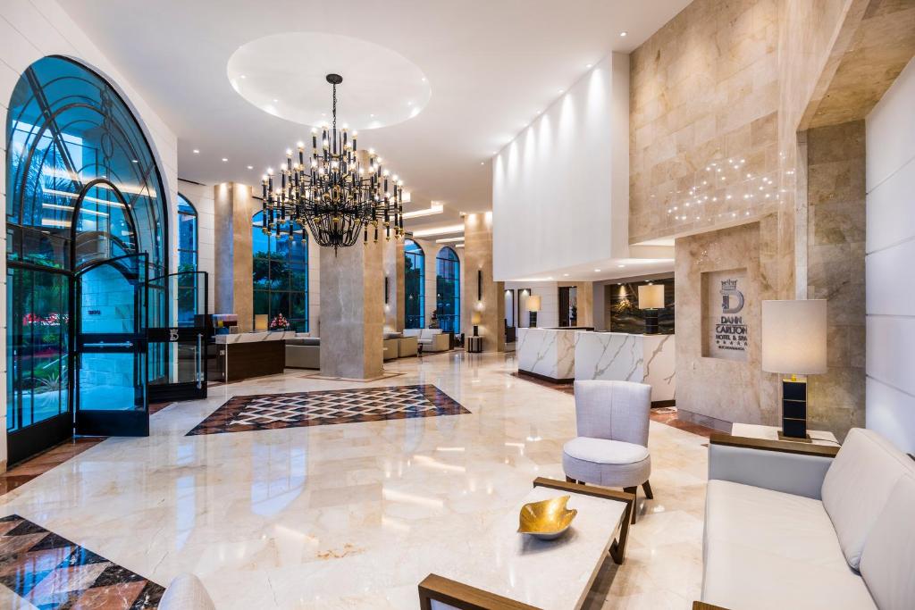 Hotel Dann Carlton Bucaramanga - 1