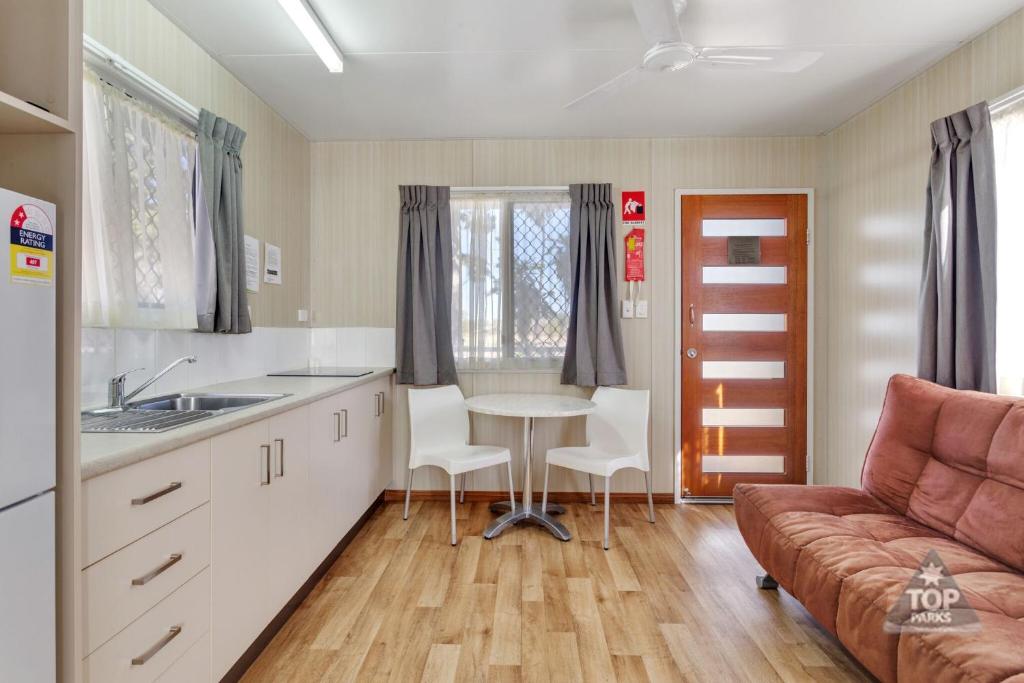 Charters Towers Tourist Park — Hotel in Charters Towers