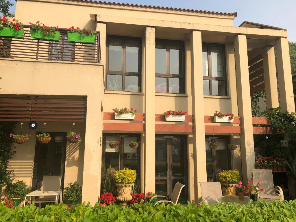 Villa at Tarudhan Valley Golf Resort photo
