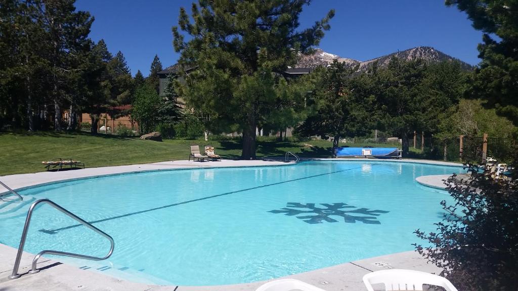 Snowcreek Resort Vacation Rentals photo