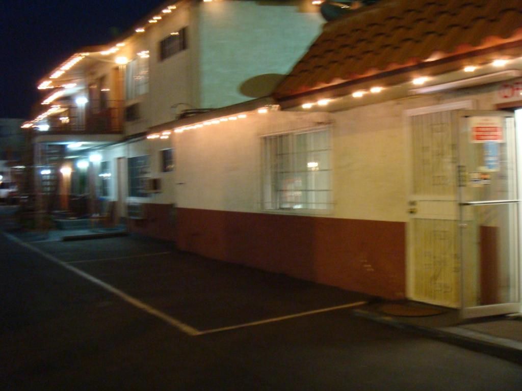 Entrance, American Inn in Los Angeles (CA)