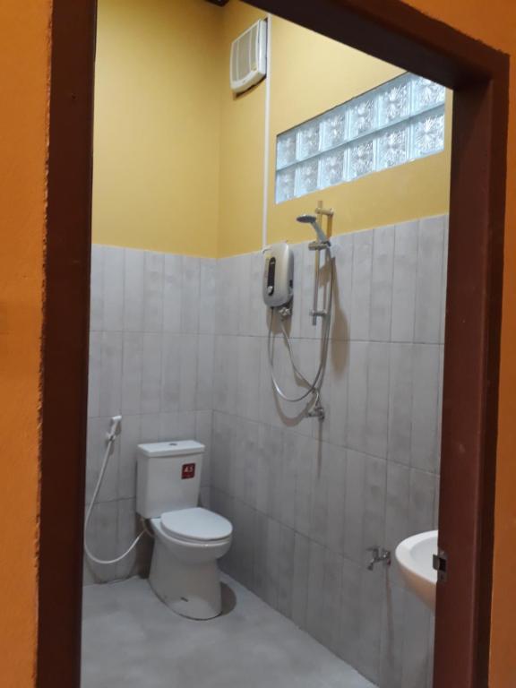 Well-appointed bathrooms