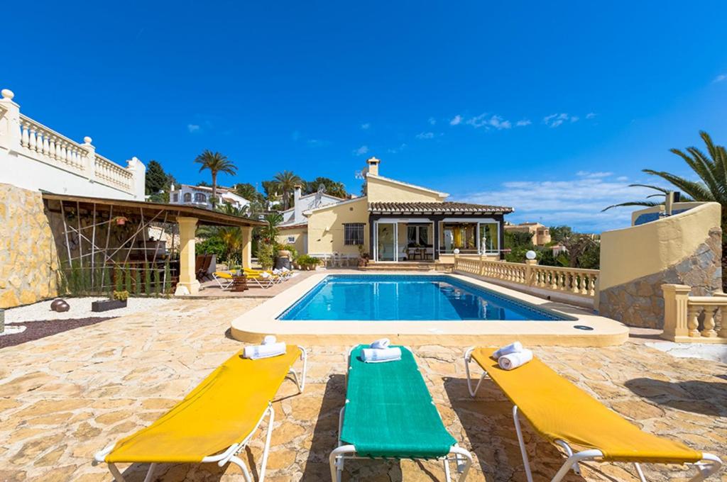 Villas Guzman - Kismet — Hotel in Moraira