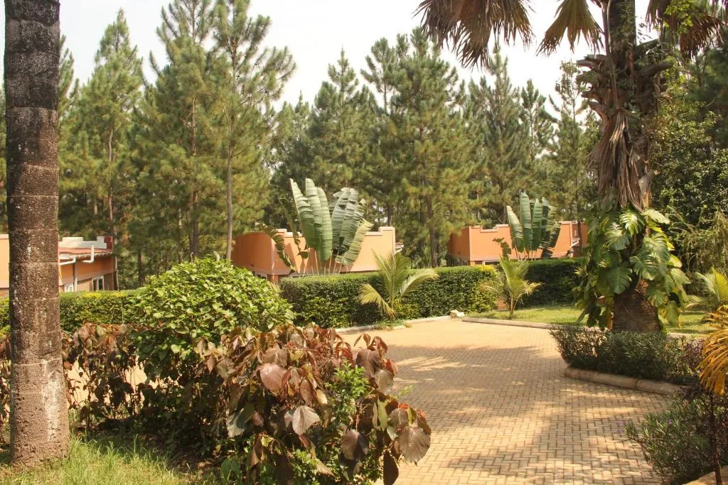 Saltek Forest Cottages, hotel in Masindi