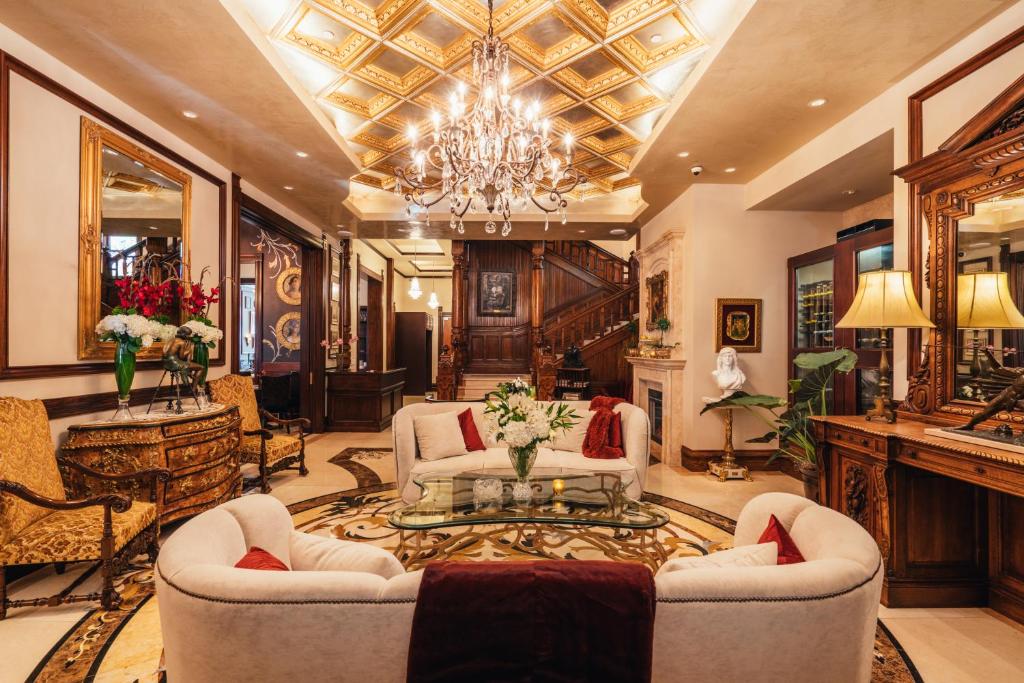 Mansion on Sutter photo