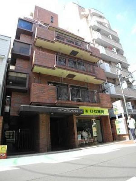 Shinjuku Sunrise Apartment