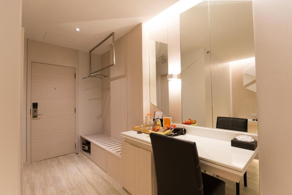 Crystal Hotel Hat Yai