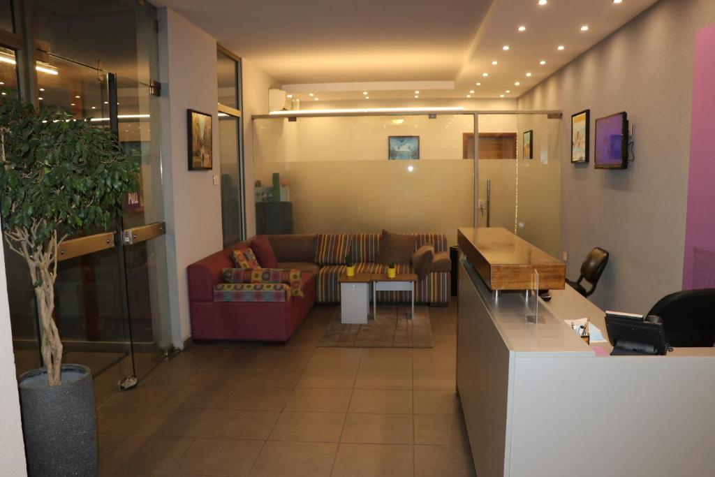 VU'Z Hotel photo