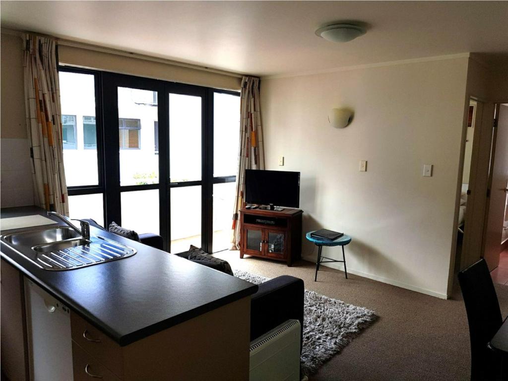 Capri on Pilot Bay Apartment