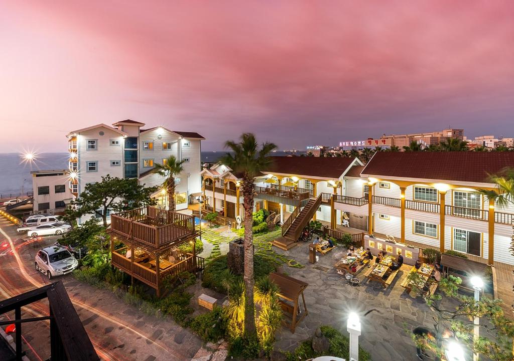 Grim Resort photo