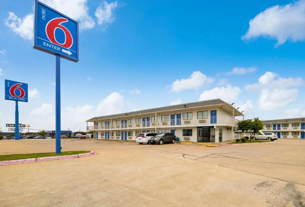 Motel 6-Greenville, TX，位于格林维尔的酒店
