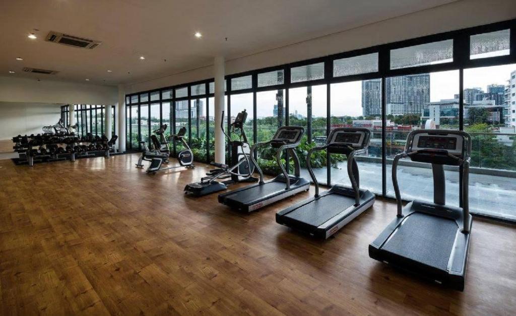 Cyberjaya 1-Bedroom Soho with Pool-Gym-Wifi photo