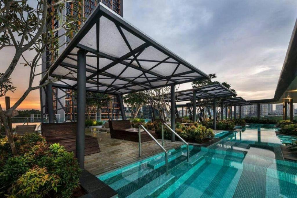 Cyberjaya 1-Bedroom Soho with Pool-Gym-Wifi photo
