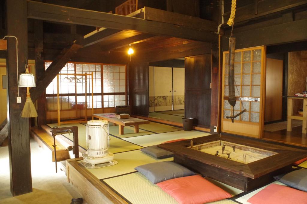 호텔 외관 - 정원측면