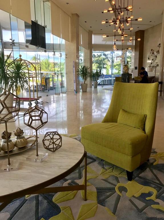 Studio Unit, Homely Condo at One Madison Place near Iloilo Business Park PH. photo