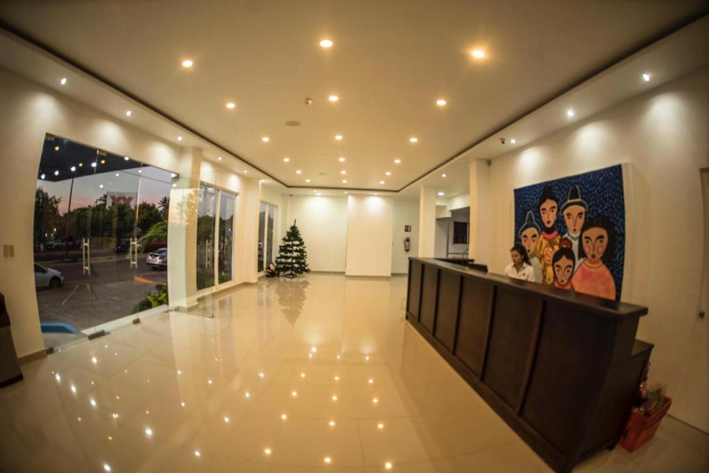 Hotel Santa Cruz Juchitan photo