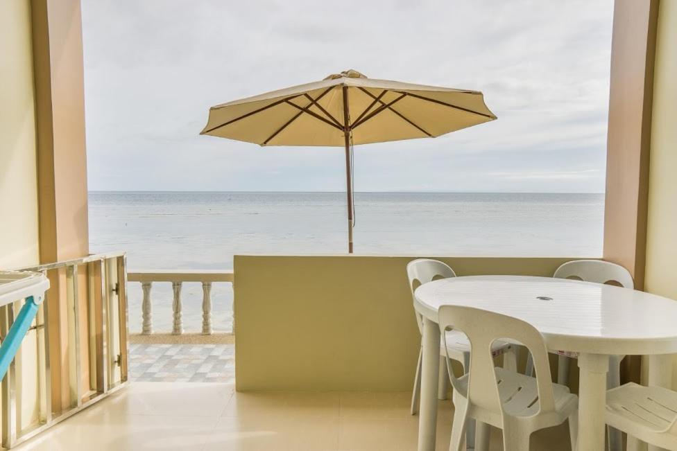 Kellocks' Seaview Apartelle photo