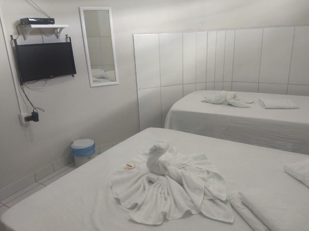 Deluxe Double Room (2 Adults + 1 Child)