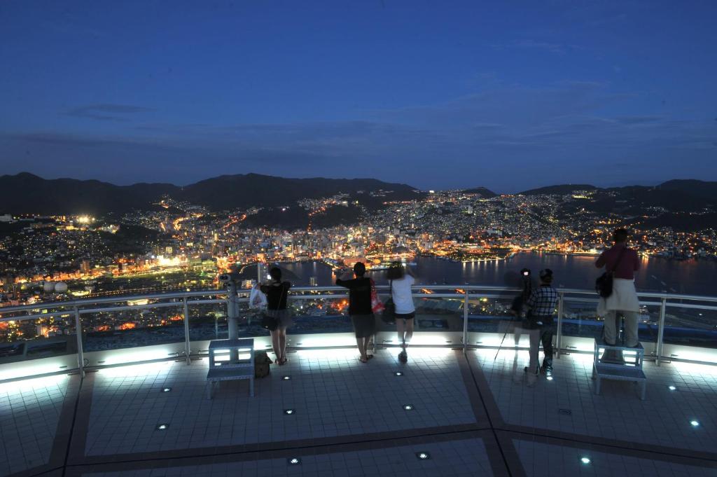 Közeli látványosságok