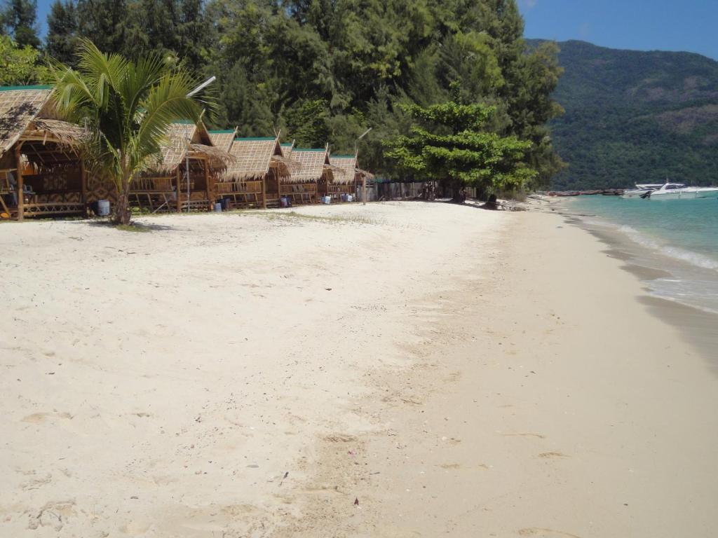 Varin Village Koh Lipe photo