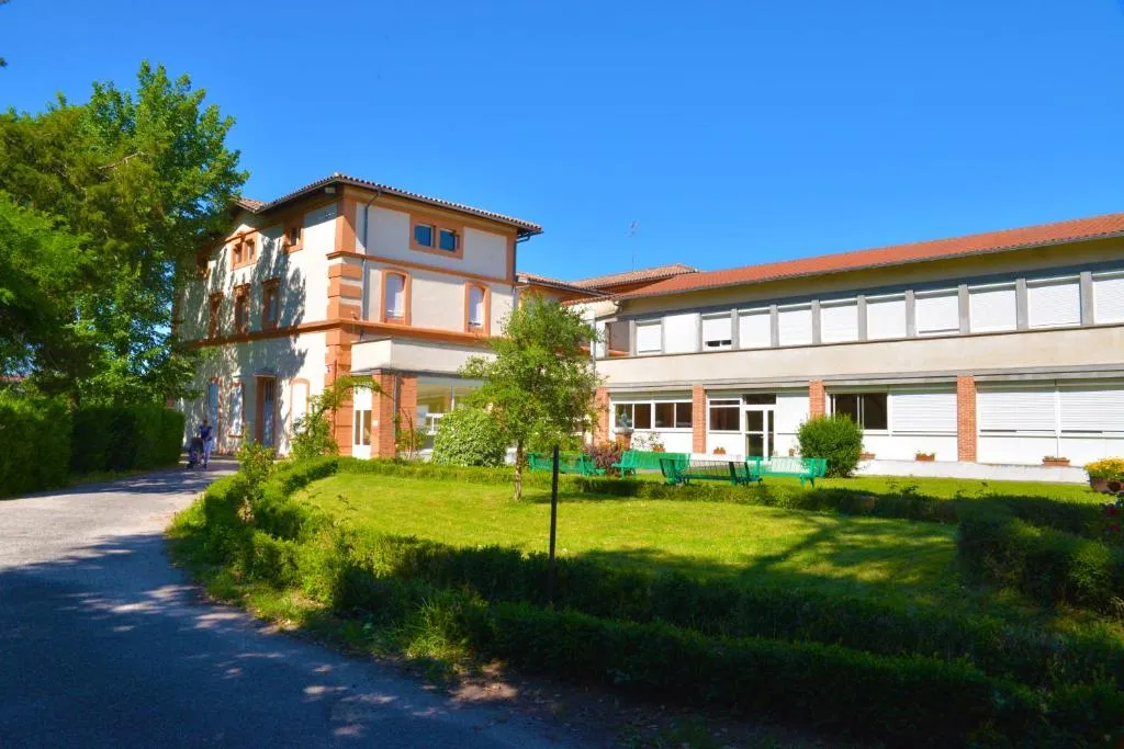Centre Louis Ormières，位于蒙托邦的酒店