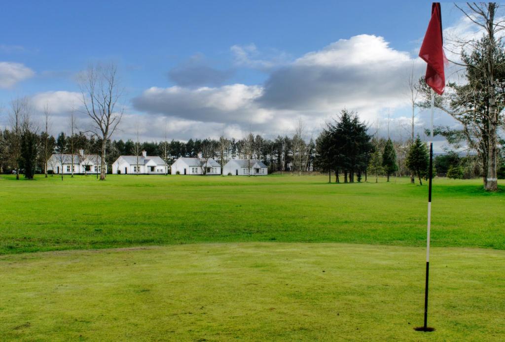 Brown Trout Golf & Country Inn photo