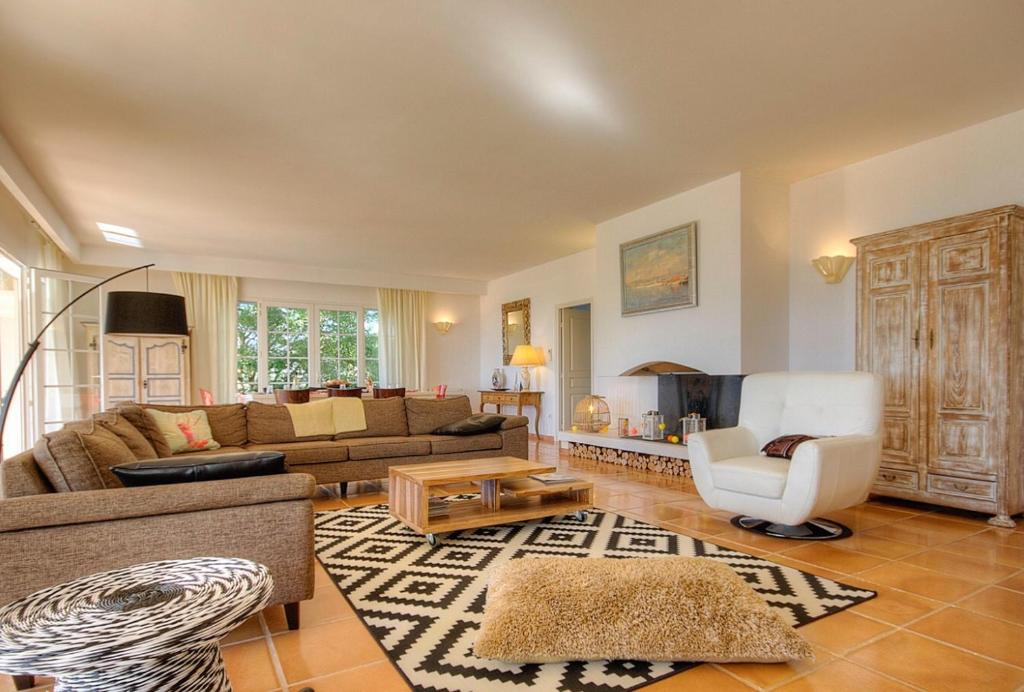 Casa di Andria, Pietrosella