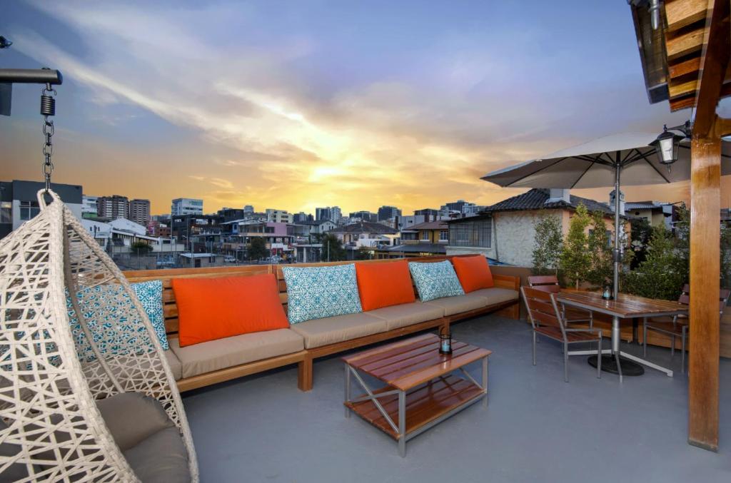 TERRA PREMIUM Hostal Boutique — Hotel in Quito