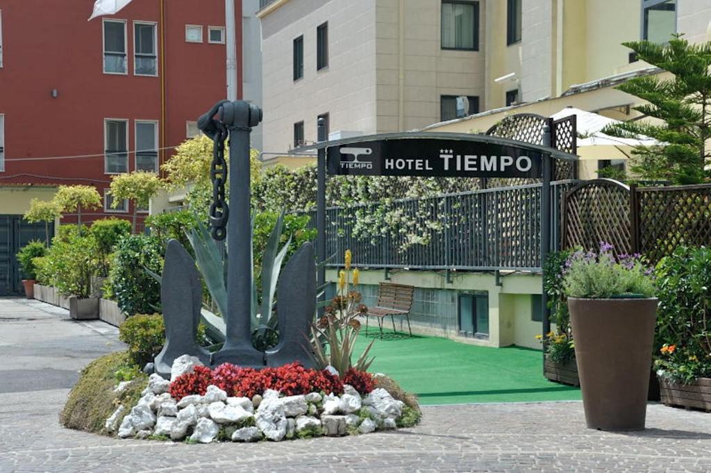 Hotel Tiempo Photo 12