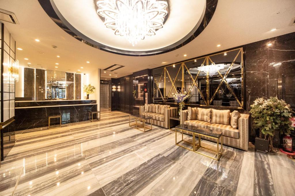 The Grandeur Hotel — Hotel in Yokohama