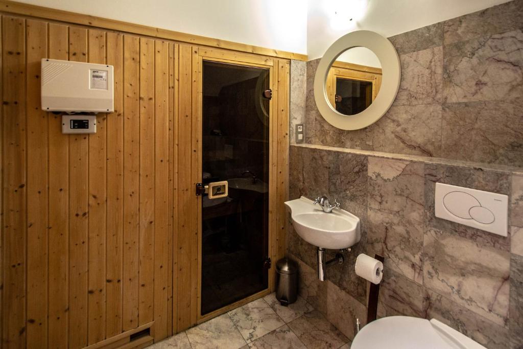 Olives Ruterra Loft with Sauna photo
