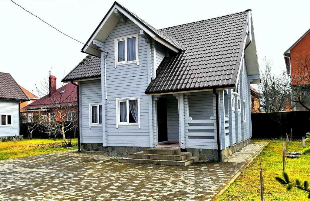 Фото Береговые скалы острова Кунашир на фотохостинге Fotoload