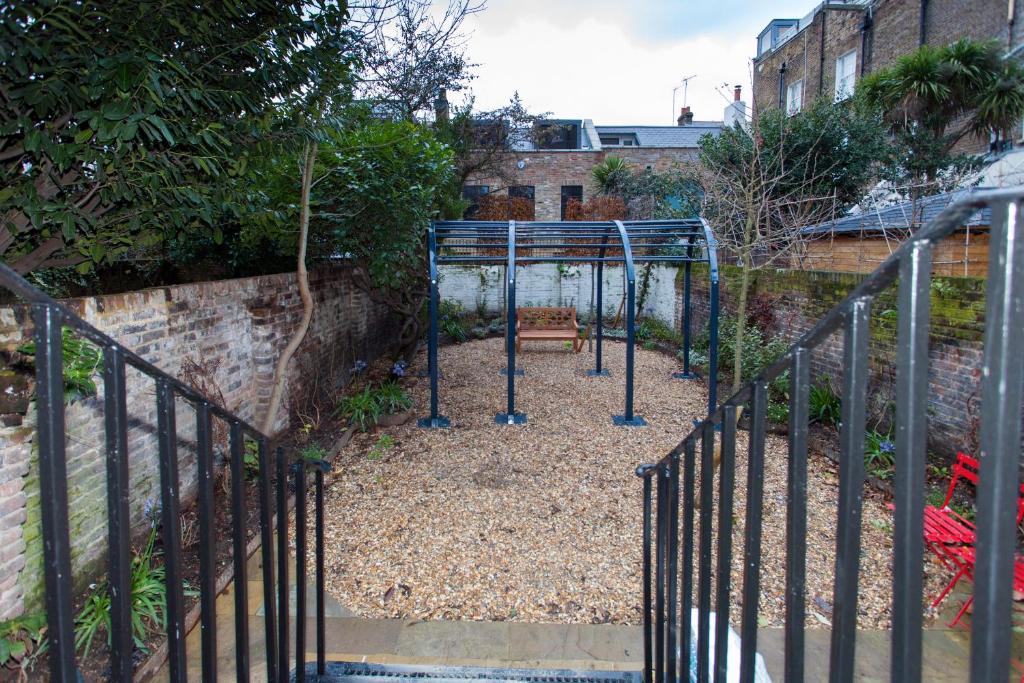Italianflat - Holland Park photo