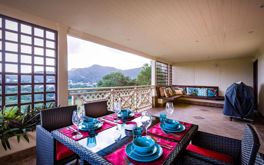 flamboyantvilla photo