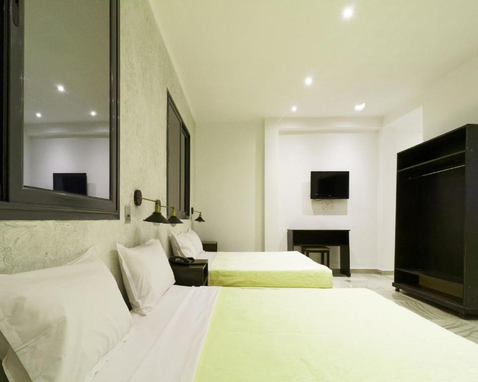 Hotel Roma photo